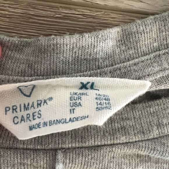 Primark women’s High low shirt. - Picture 2 of 2